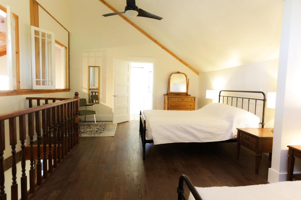 Jackson'S Falls Country Inn Milford Экстерьер фото
